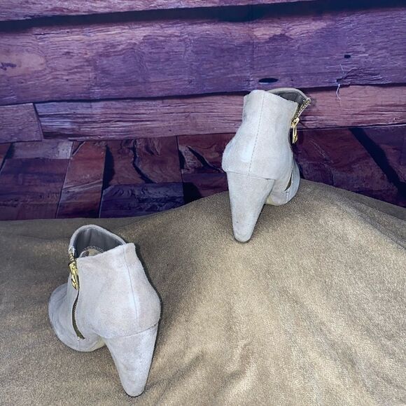 Penelope women’s heeled shoes sized 7.5 - Picture 3 of 9